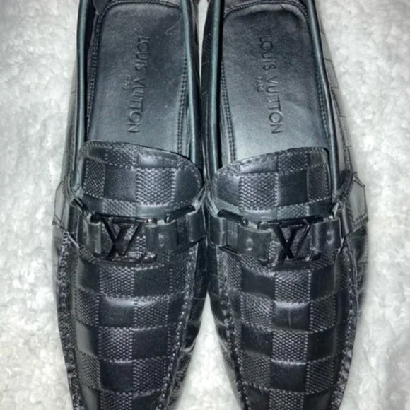 Louis Vuitton Hockenheim Moccasin, Black, size 38 display picture 1
